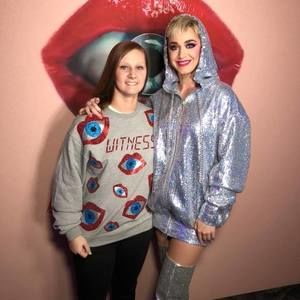 Meet your Posher, Emilee